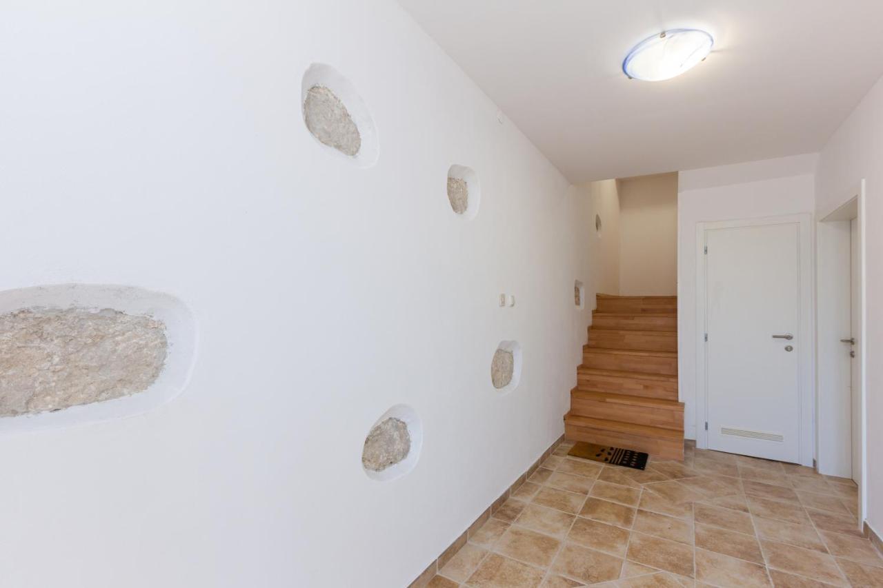 Apartments Marin With Sea View Baska  Ngoại thất bức ảnh